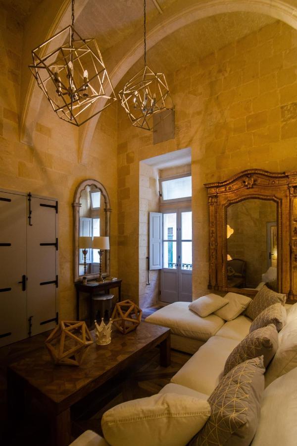 Palazzino Birgu Host Family Bed And Breakfast Esterno foto