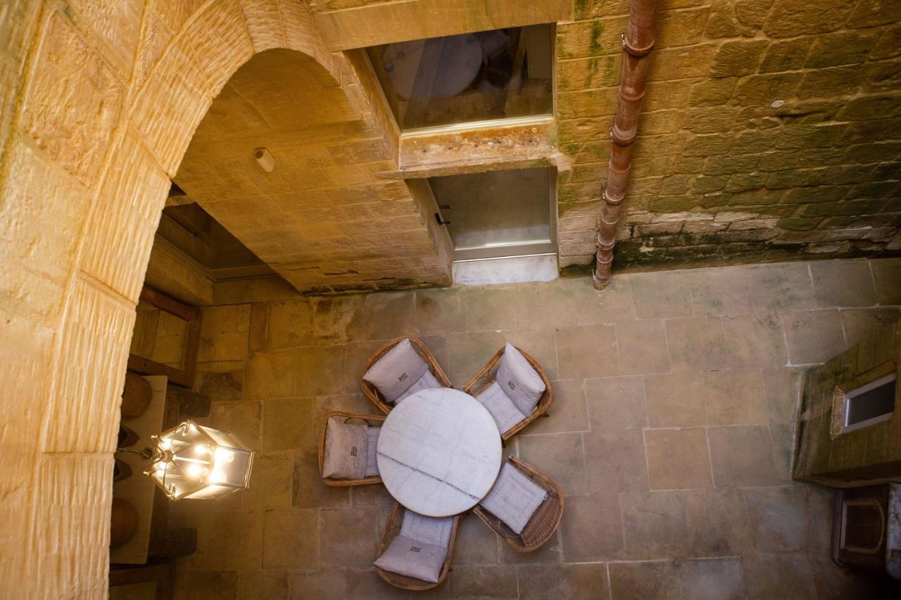 Palazzino Birgu Host Family Bed And Breakfast Esterno foto