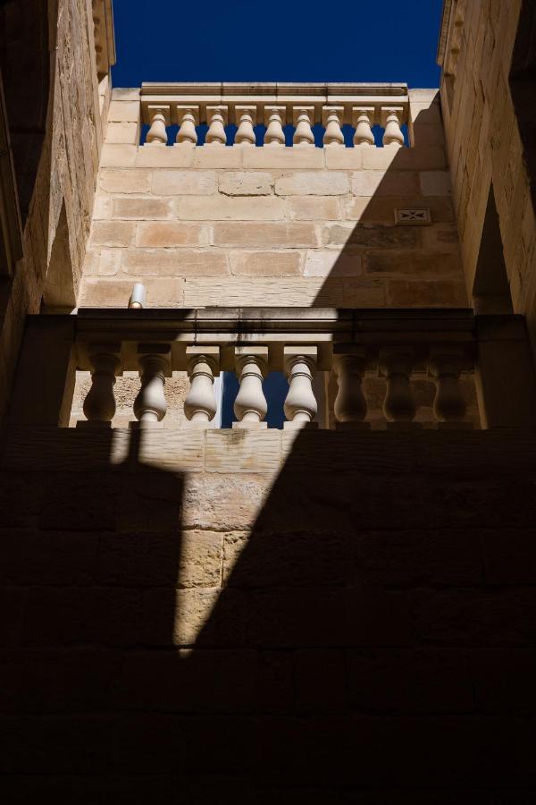 Palazzino Birgu Host Family Bed And Breakfast Esterno foto